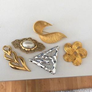 Vintage Pins and Brooches